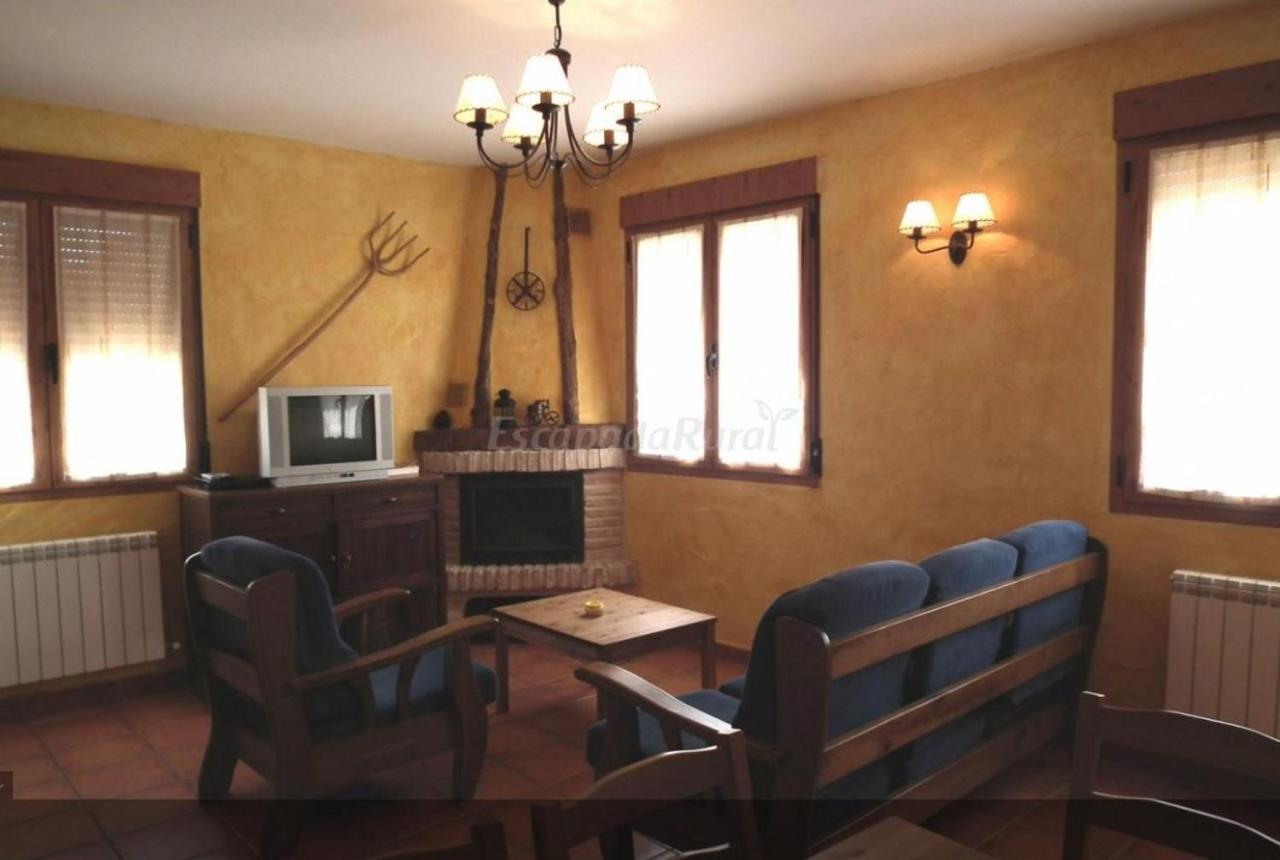 Casas Rurales Mi Reja A Santa Maria de Riaza Εξωτερικό φωτογραφία